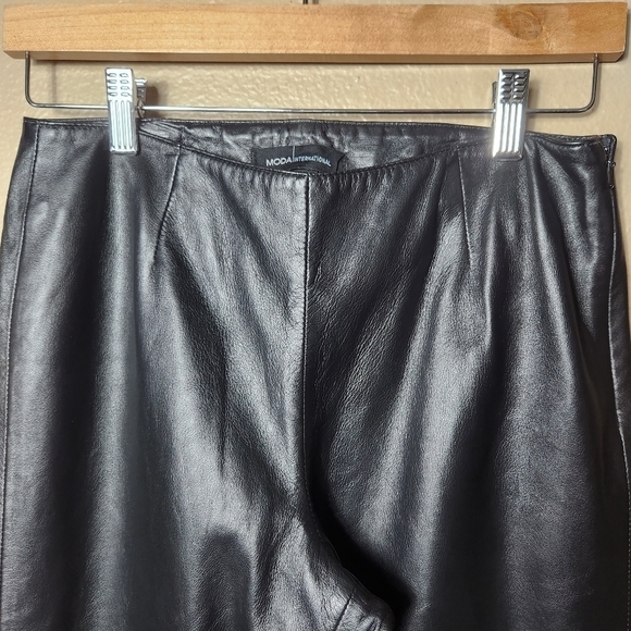 Moda International Black Genuine Leather Bootcut Mid Rise Pants-Size 6 - Picture 4 of 11